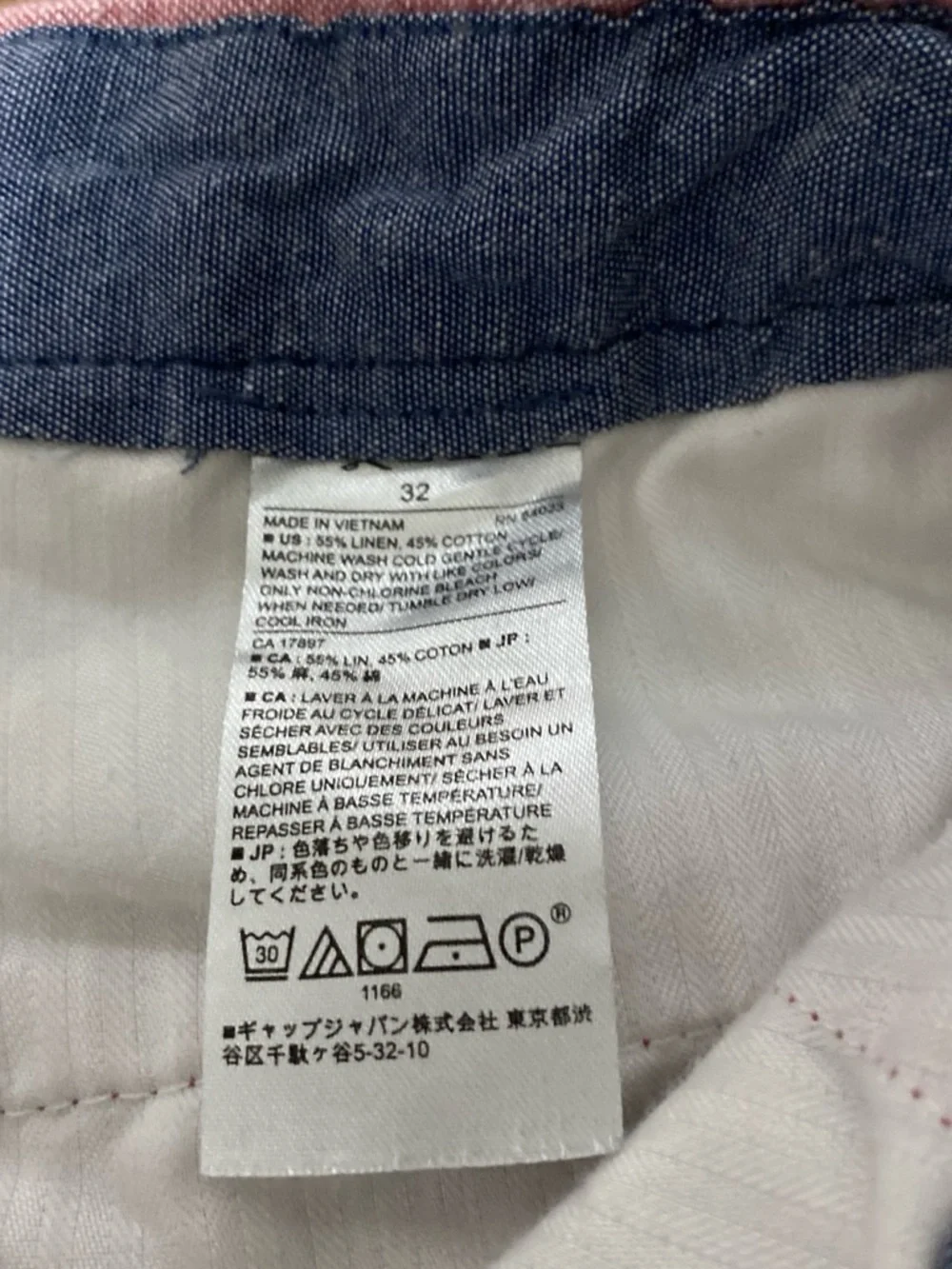 Banana Republic Men's Cargo Shorts Pink Heather